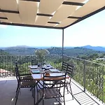 Luxury Stone House In A Nature Park سالي
