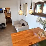 Luxury Stone House In A Nature Park بيت للعطل