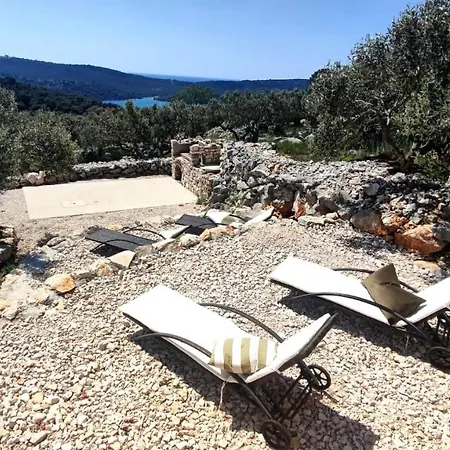 Holiday home Luxury Stone House In A Nature Park