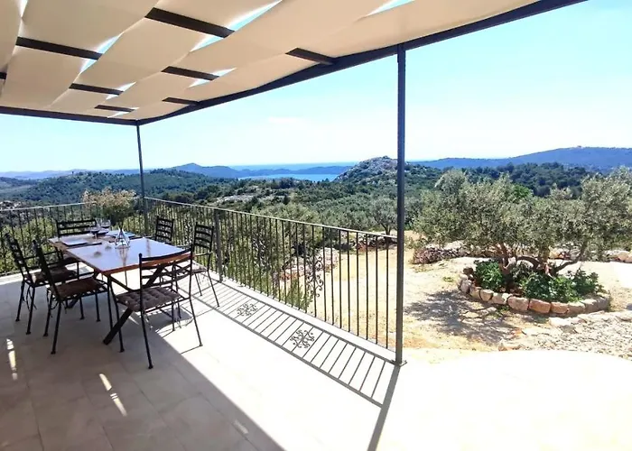 Nyaraló Luxury Stone House In A Nature Park