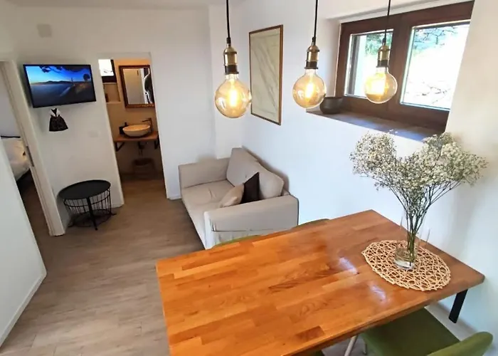 Luxury Stone House In A Nature Park Vikendica